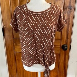 Bobeau tie front short sleeve top brown white ikat striped block print small